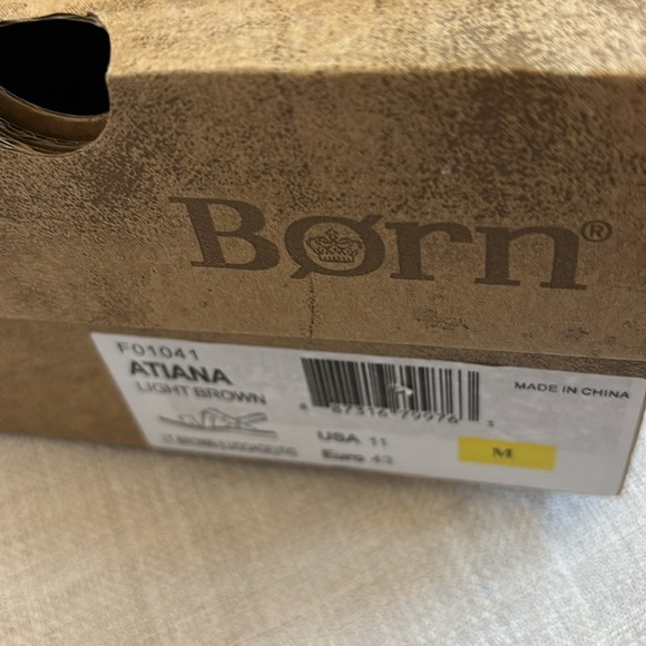 Born Women’s Atiana Strappy Slingback Comfort Flat Sandal Tan Leather Size 11 - Picture 10 of 10